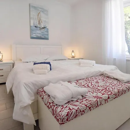 Am Leuchtturm - Cdn02102e-dyc Apartman Zadar